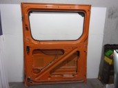 Recambio de puerta lateral corredera derecha para volkswagen crafter 2.0 tdi referencia OEM IAM 2E1843108AN NARANJA ROTULADA 5 P