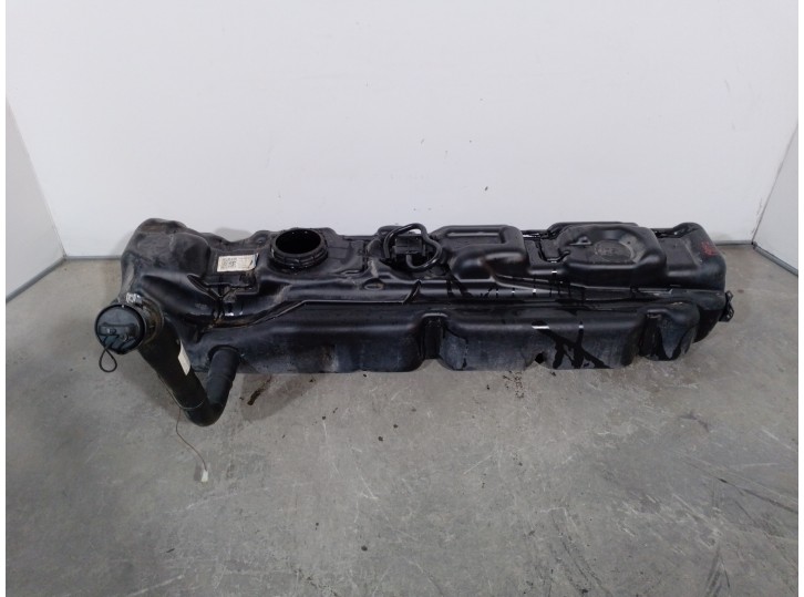 Recambio de deposito combustible para volkswagen crafter 2.0 tdi referencia OEM IAM 2E0201075AT A9064766901 CESTA 27