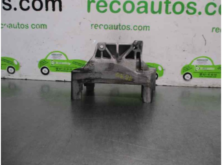 Recambio de soporte motor delantero para opel combo (corsa c) 1.3 16v cdti referencia OEM IAM 55194807 
