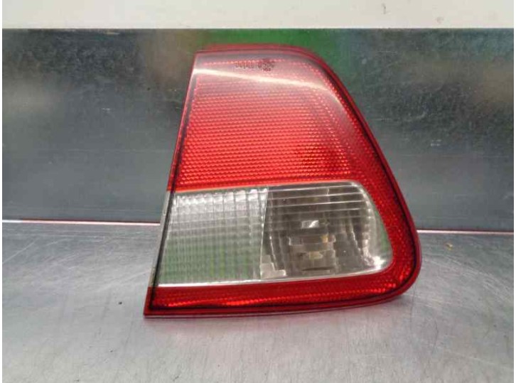 Replacement rear right tail light for Seat Cordoba Saloon (6K2) 1.9 TDi OEM IAM reference 6K5945092F HATCHBACK 5 DOORS