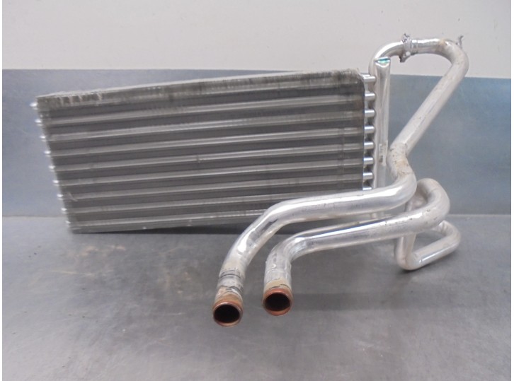 Replacement heating / air conditioning radiator for Volkswagen Crafter 2.0 TDi OEM IAM reference 2E0819017C 2E0815801 