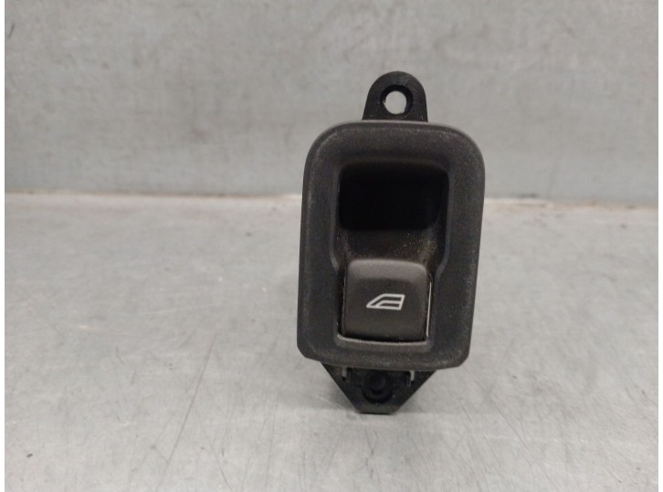 Recambio de mando elevalunas trasero izquierdo para volvo v60 i (155) d3 / d4 referencia OEM IAM 31272013 31272013 