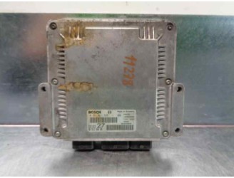 Recambio de centralita motor uce para peugeot 206 berlina xs referencia OEM IAM 9651256880 0281011525 BOSCH