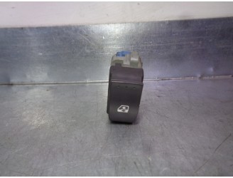 Recambio de mando elevalunas delantero derecho para renault kangoo 1.5 dci diesel cat referencia OEM IAM 476809 28082 VALEO