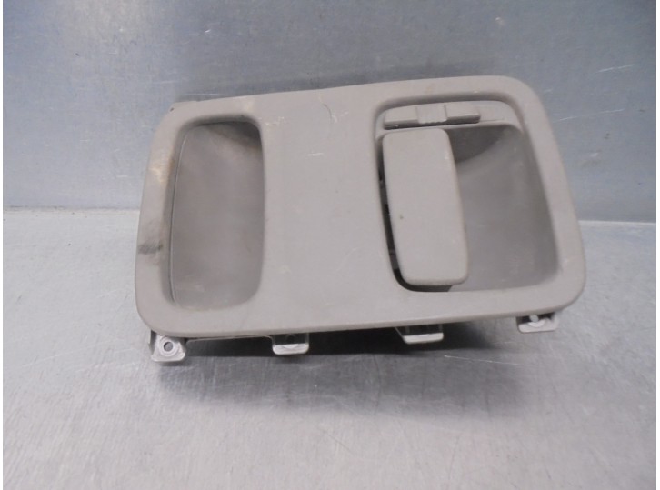 Recambio de maneta interior trasera derecha para volkswagen crafter 2.0 tdi referencia OEM IAM A9067600061 DE PORTON 5 PUERTAS