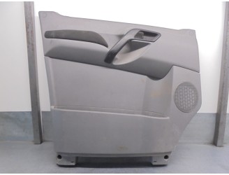 Recambio de guarnecido puerta delantera izquierda para volkswagen crafter 2.0 tdi referencia OEM IAM A9067270071 2E0867005 