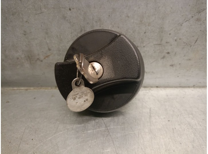 Recambio de tapon combustible para land rover defender (ld) 2.5 tdi referencia OEM IAM RTC4740 RTC4740 