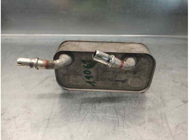 Recambio de enfriador aceite motor para bmw z4 roadster (e85) 2.2i referencia OEM IAM 1660307 MODINE