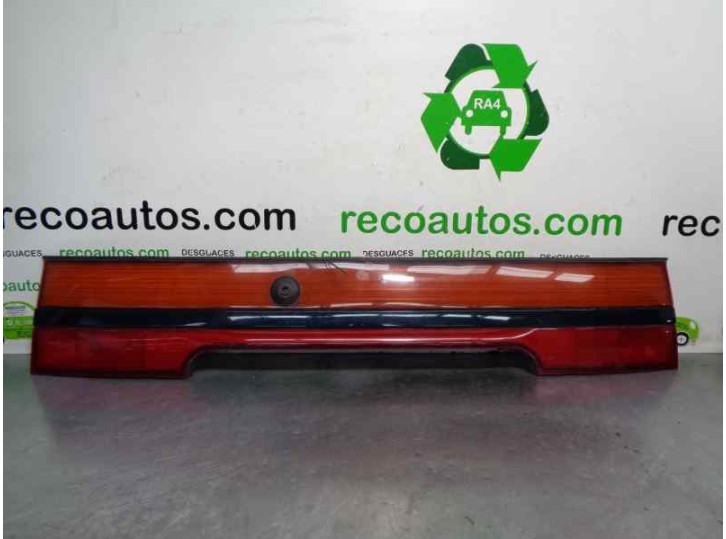 Replacement central rear light for Hyundai Galloper Santana 2.0 OEM IAM reference 92405M20 