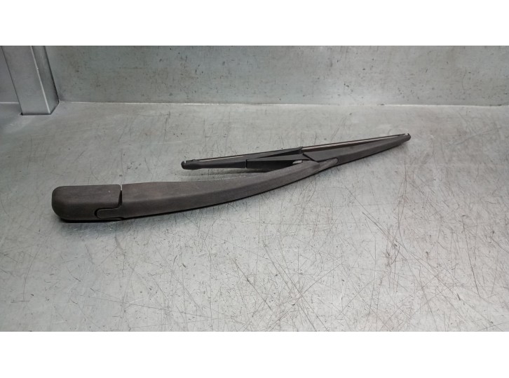 Recambio de brazo limpia trasero para citroën c3 i (fc_, fn_) 1.4 hdi referencia OEM IAM 9636279777 6429T8 