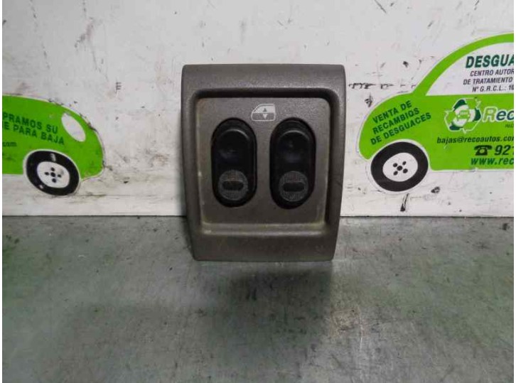 Recambio de mando elevalunas trasero derecho para chrysler pt cruiser (pt) 1.6 16v cat referencia OEM IAM OUG381L8AB 