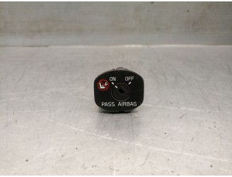 Recambio de boton airbag para volvo v60 i (155) d3 / d4 referencia OEM IAM 30795214  