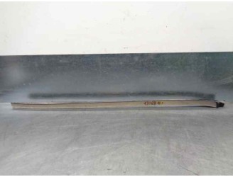 Recambio de molduras delanteras para mercedes-benz clase clk (w209) coupe 200 compressor (209.342) referencia OEM IAM 