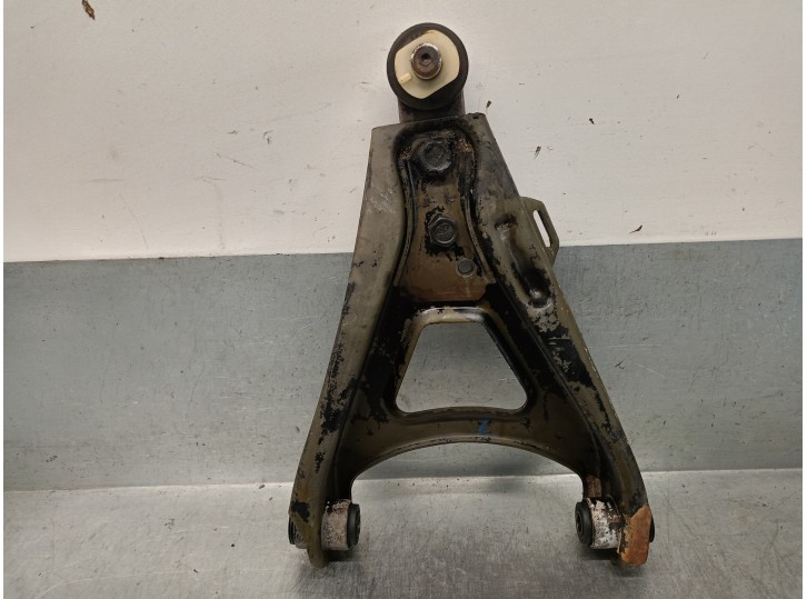 Recambio de brazo suspension inferior delantero derecho para renault 9 1.4 referencia OEM IAM C1J-EXPLOSION 