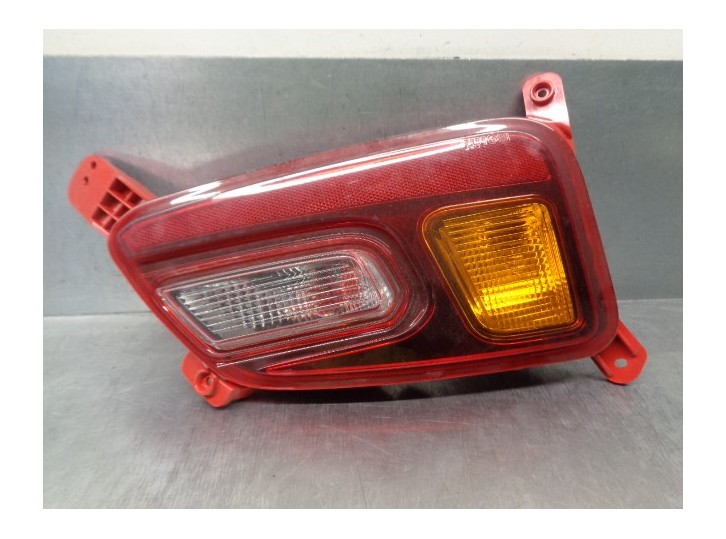 Recambio de piloto trasero izquierdo paragolpes para hyundai kona 1.0 tgdi cat referencia OEM IAM 92405J9010 