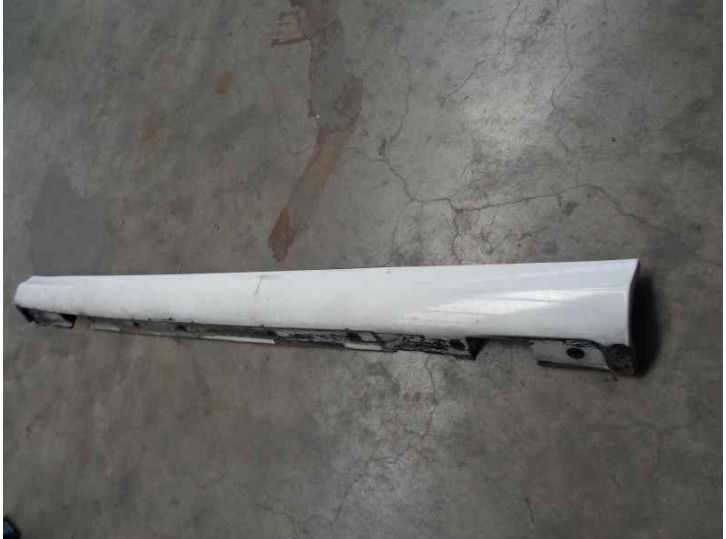 Recambio de faldon lateral para mercedes-benz clase clk (w209) coupe 200 compressor (209.342) referencia OEM IAM A2096900340 