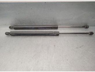 Replacement boot / tailgate struts for Seat Alhambra (7V8) 1.9 TDI OEM IAM reference 7M0827550F 5 DOORS