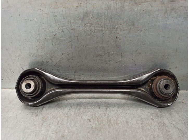 Recambio de brazo suspension superior trasero izquierdo para bmw serie 1 cabrio (e88) 2.0 turbodiesel cat referencia OEM IAM 333