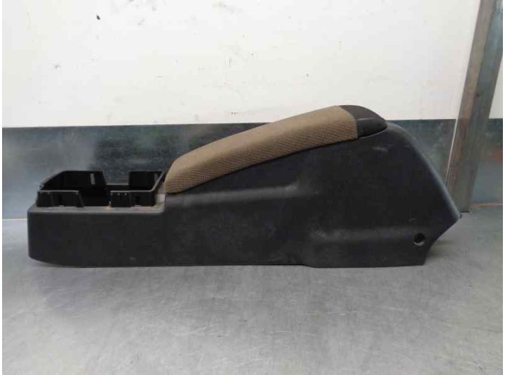 Recambio de apoyabrazos central para citroën c4 cactus 1.6 e-hdi fap referencia OEM IAM 98047839BP 