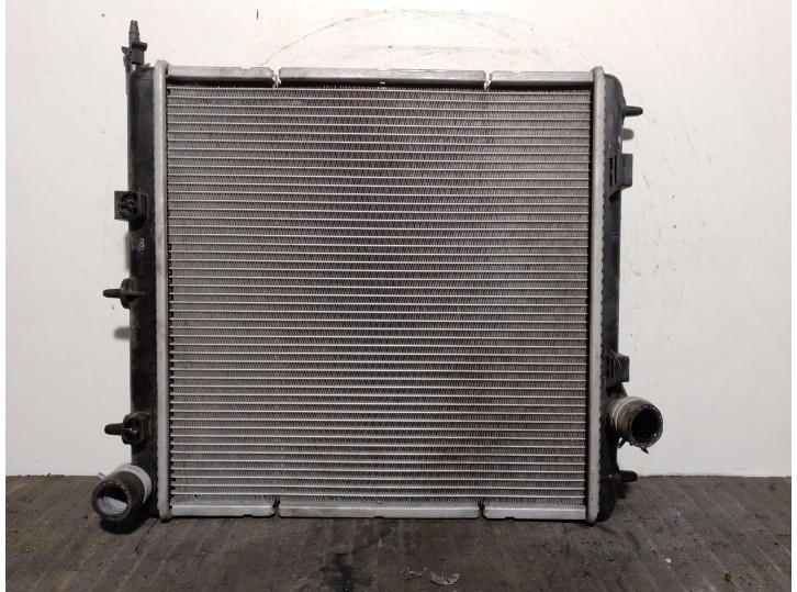 Recambio de radiador agua para peugeot 208 1.2 16v vti referencia OEM IAM 9684522780 95007T01 DENSO