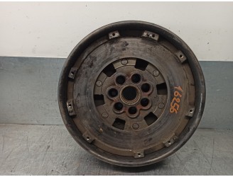 Recambio de volante motor para mitsubishi carisma berlina 5 (da0) 1900 di-d comfort referencia OEM IAM MW30618653  