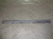 Recambio de spoiler talonera lateral izquierda para land rover evoque 2.2 td4 cat referencia OEM IAM LR027285 