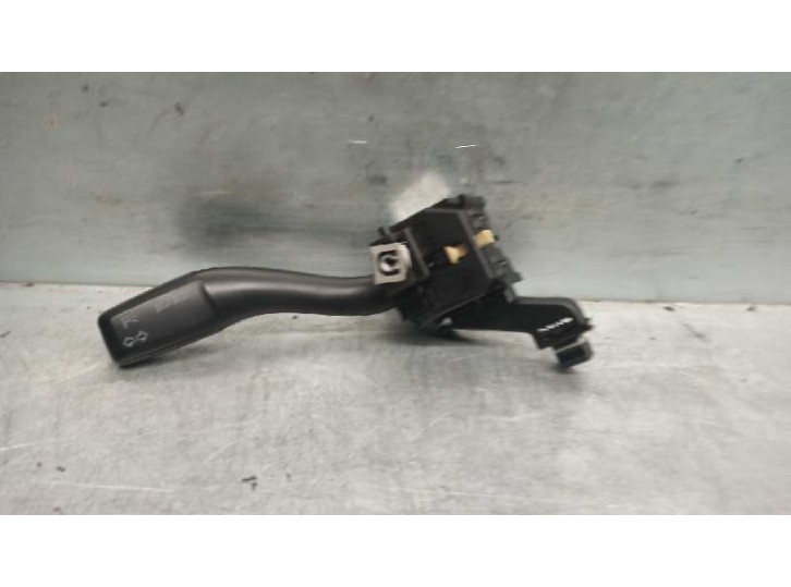 Recambio de mando luces para audi a3 (8p) 2.0 tdi referencia OEM IAM 8P0953513A 