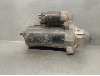 Recambio de motor arranque para mercedes-benz clase e (w210) berlina 2.8 24v cat referencia OEM IAM 0041517001 0001110113 BOSCH