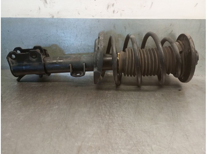 Replacement front right shock absorber for Saab 9-3 Convertible (YS3F) 2.0 T OEM IAM reference 12756507 12786052 82490400