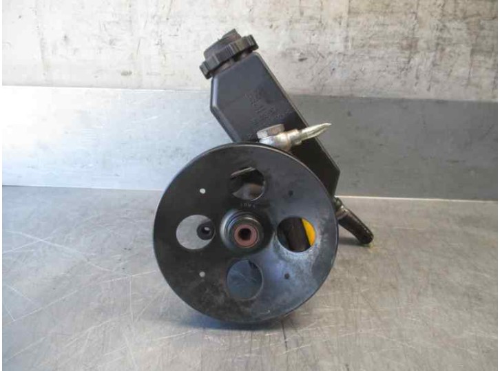 Recambio de bomba servodireccion para opel vectra b berlina 1.8 16v cat referencia OEM IAM 90495957 26044812OG 