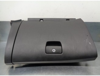 Recambio de guantera para chevrolet cruze 2.0 diesel cat referencia OEM IAM 96985561 