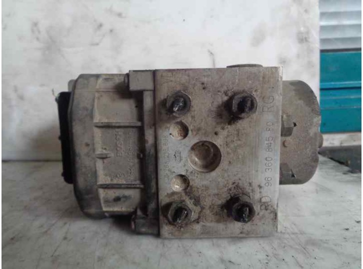 Replacement ABS for Peugeot 306 sedan 3/4/5 doors (S2) 2.0 HDi CAT OEM IAM reference 9636084580 0265216698 BOSCH
