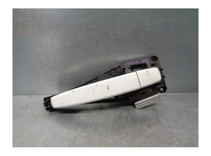 Recambio de maneta exterior delantera derecha para chevrolet cruze 2.0 diesel cat referencia OEM IAM 92233089  