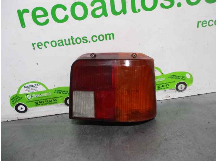 Recambio de piloto trasero derecho para peugeot 205 berlina 1.8 diesel referencia OEM IAM 