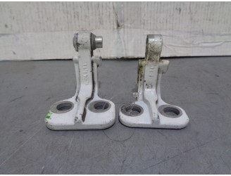 Recambio de bisagra puerta para land rover evoque 2.2 td4 cat referencia OEM IAM LR027584 