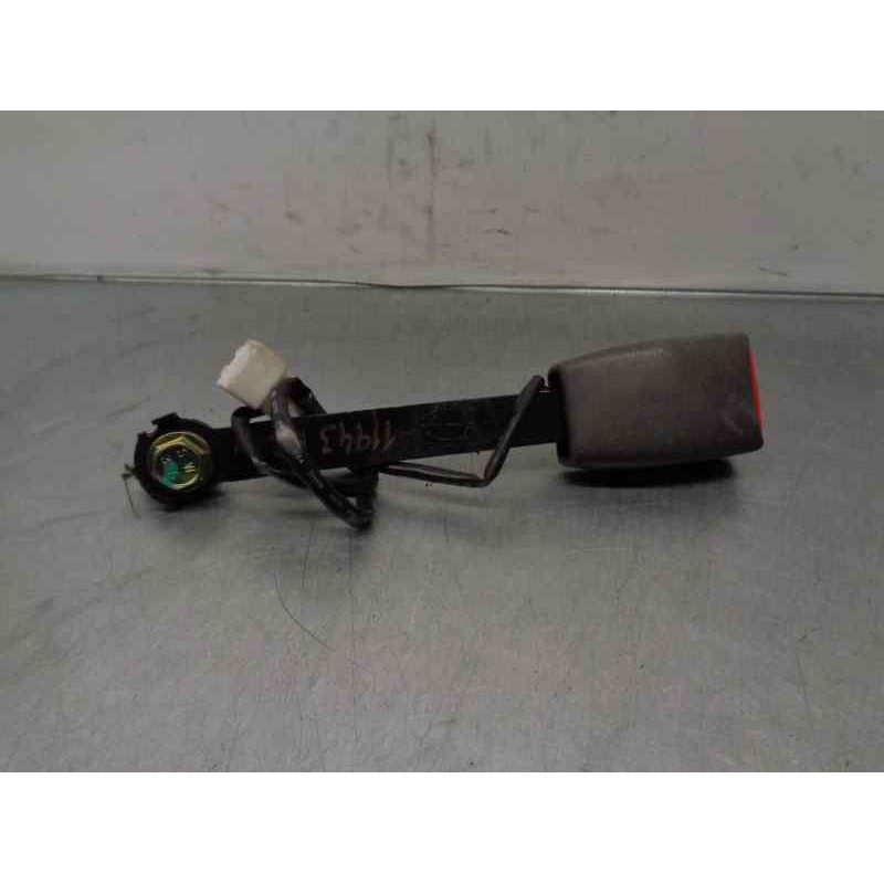 Recambio de enganche cinturon para ssangyong rodius 2.7 turbodiesel cat referencia OEM IAM 7466121000AC0  