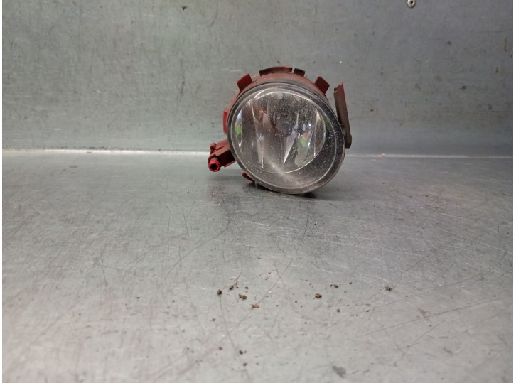 Replacement left fog light for Seat Ibiza IV (6J5, 6P1) 1.6 TDI OEM IAM reference 6J0941701B 6J0941701B 