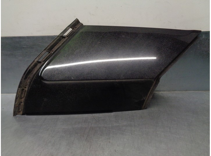 Recambio de molduras traseras para land rover evoque 2.2 td4 cat referencia OEM IAM 