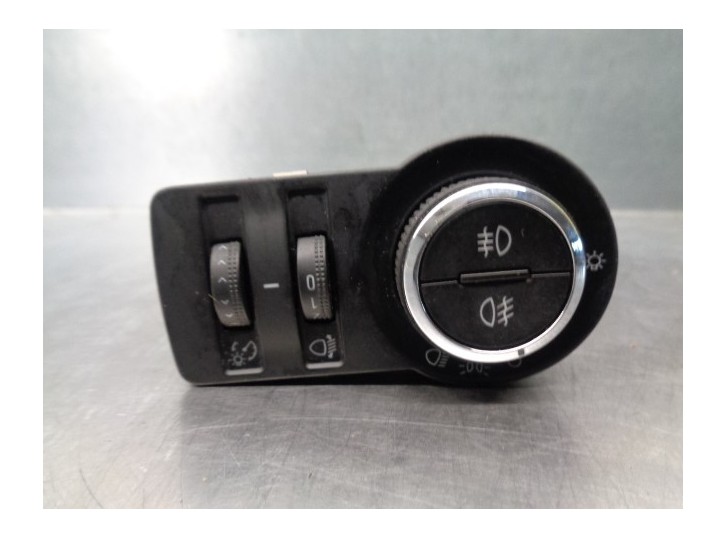 Recambio de mando luces salpicadero para chevrolet cruze 2.0 diesel cat referencia OEM IAM 13301749  