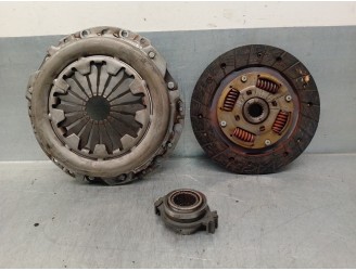 Recambio de kit embrague para citroën saxo 1.4 referencia OEM IAM 205294  