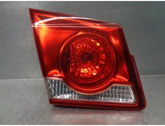 Recambio de piloto trasero izquierdo para chevrolet cruze 2.0 diesel cat referencia OEM IAM 95130772 DE PORTON 4 PUERTAS