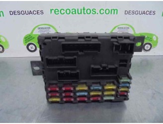 Recambio de caja reles / fusibles para lancia lybra berlina 1.9 turbodiesel cat referencia OEM IAM 467706086 