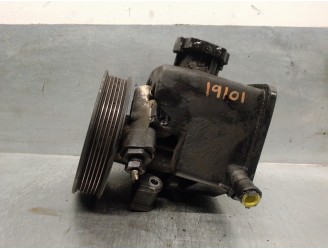 Recambio de bomba servodireccion para mercedes-benz sprinter 02.00 caja cerrada 2.2 cdi cat referencia OEM IAM A0024667601 A002