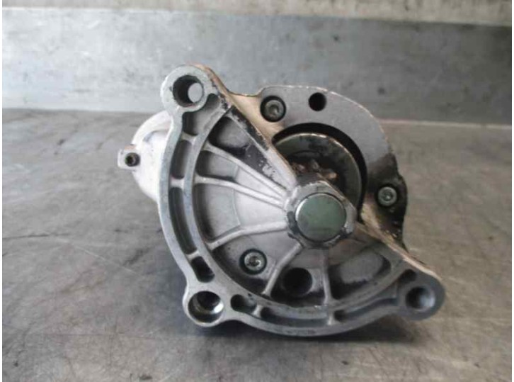Replacement starter motor for Citroën ZX 1.6 OEM IAM reference 6015101 