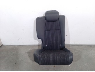 Recambio de asientos trasero derecho para honda hr-v (ru) 1.5 (ru1) referencia OEM IAM L15B4  