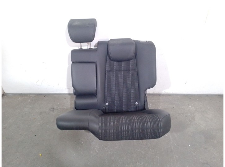Recambio de asientos trasero izquierdo para honda hr-v (ru) 1.5 (ru1) referencia OEM IAM L15B4  