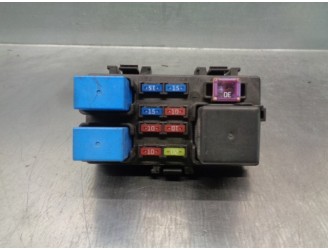 Recambio de caja reles / fusibles para kia sportage drive 4x2 referencia OEM IAM 949512S000 