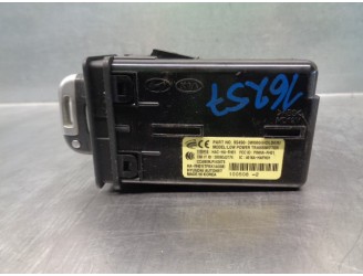 Replacement ignition switch for Kia Sportage Drive 4x2 OEM IAM reference 954903W000 