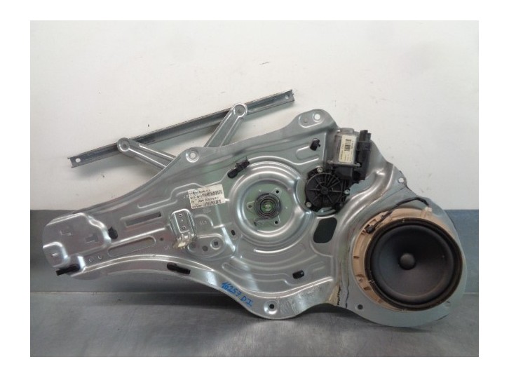 Recambio de elevalunas delantero izquierdo para kia sportage drive 4x2 referencia OEM IAM 824703U170 6 PINES 5 PUERTAS