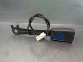Recambio de enganche cinturon para kia sportage drive 4x2 referencia OEM IAM 888403U200 2 PINES DEL DER.
